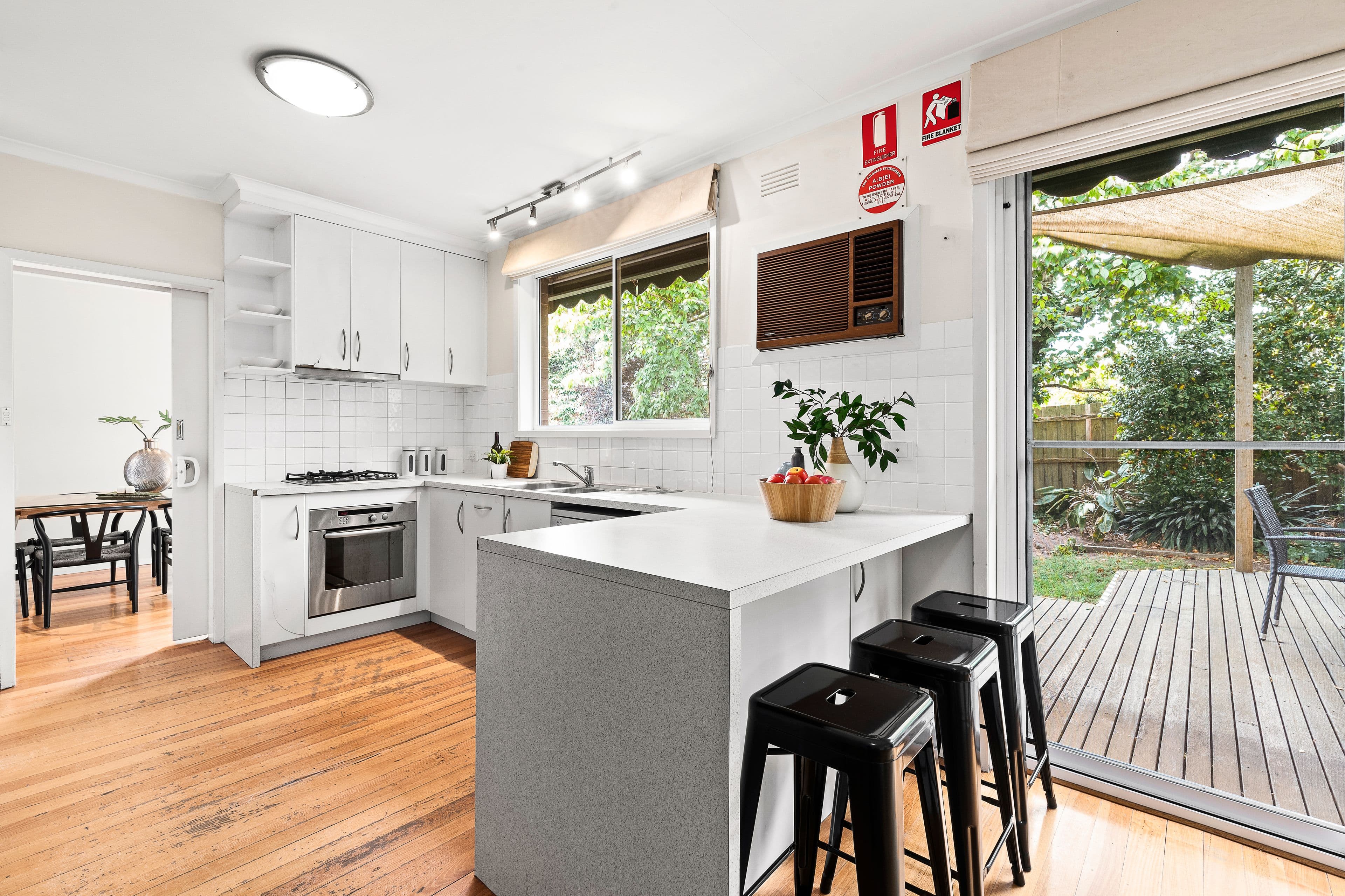 3 Meredith Street, Mount Waverley VIC 3149, Mount Waverley - Thumbnail 3