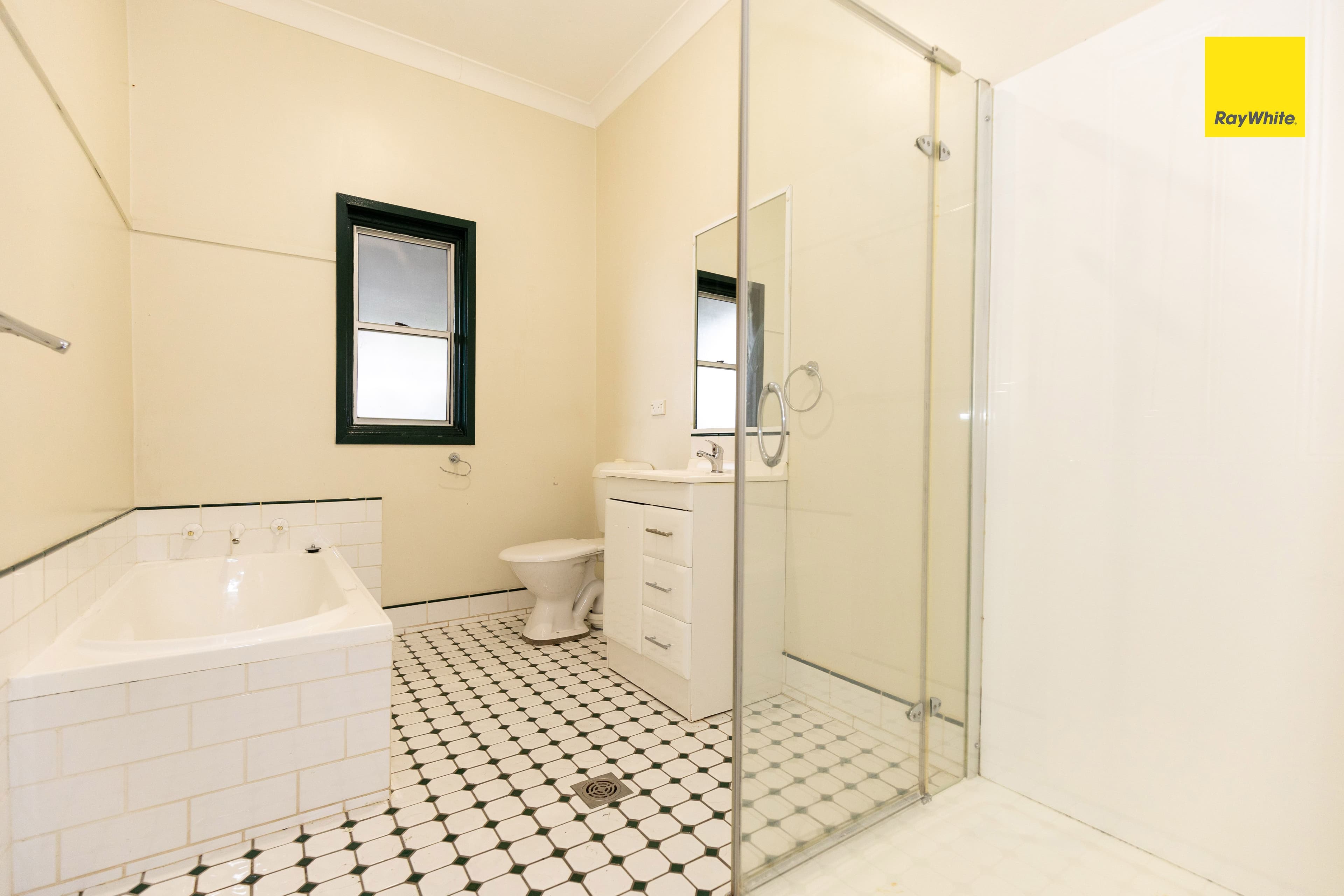 26 Rosslyn Street, Inverell NSW 2360, Inverell - Thumbnail 6