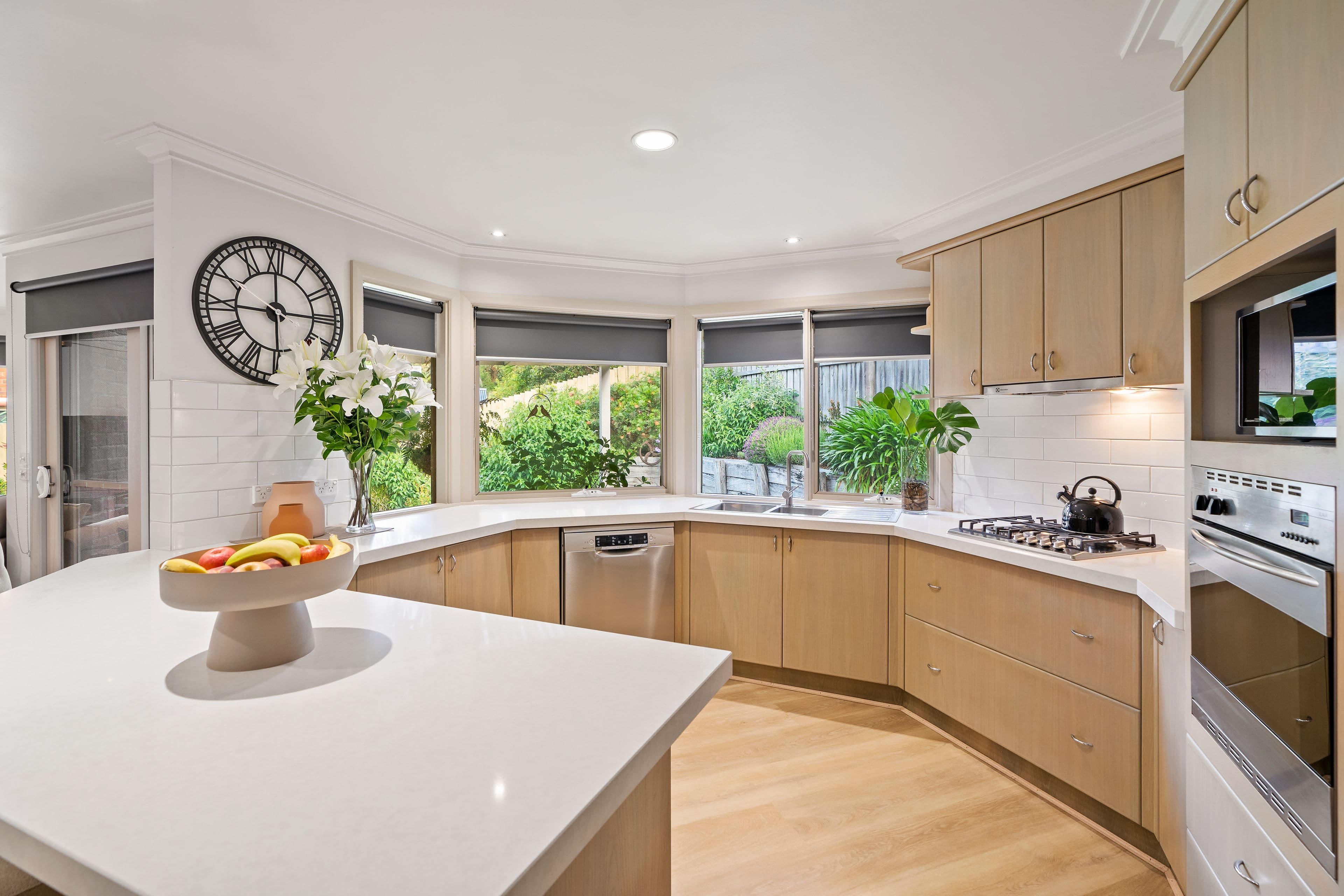 6 Pennycross Court, Rowville VIC 3178, Rowville - Thumbnail 3