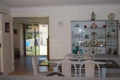 8 Robusta Place, FOREST LAKE QLD 4078, Forest Lake - Thumbnail 2