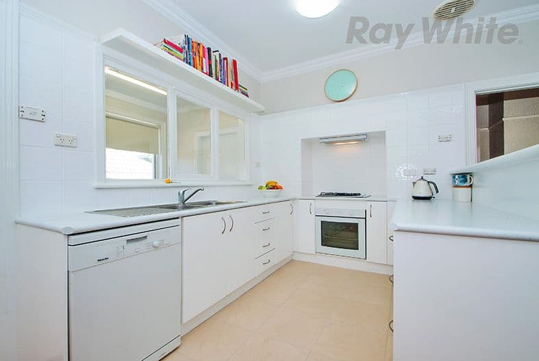26 BEAUFORT Road, Croydon VIC 3136, Croydon - Thumbnail 2