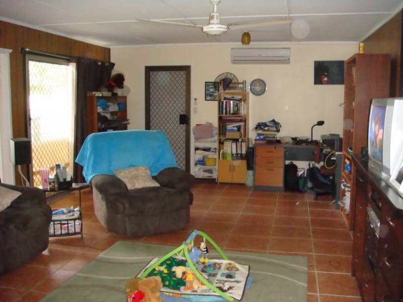 11 Evans Street, CHINCHILLA QLD 4413, Chinchilla - Thumbnail 2