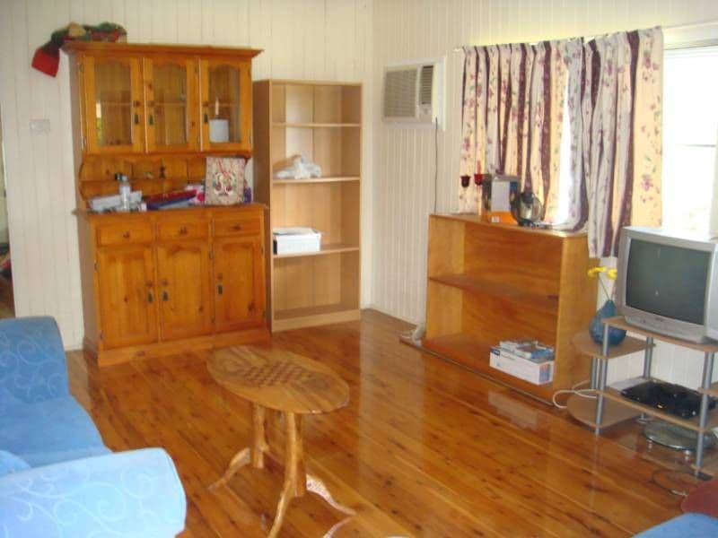 11 Evans Street, CHINCHILLA QLD 4413, Chinchilla - Thumbnail 5