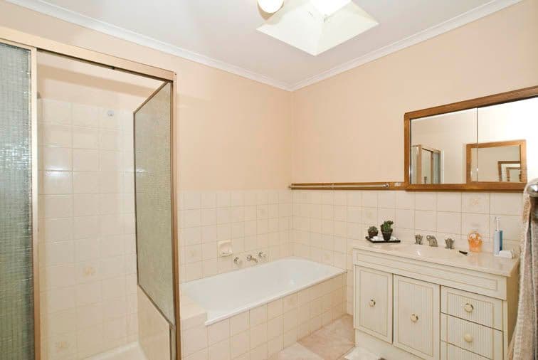 13 Cavehill Road, LILYDALE VIC 3140, Lilydale - Thumbnail 4