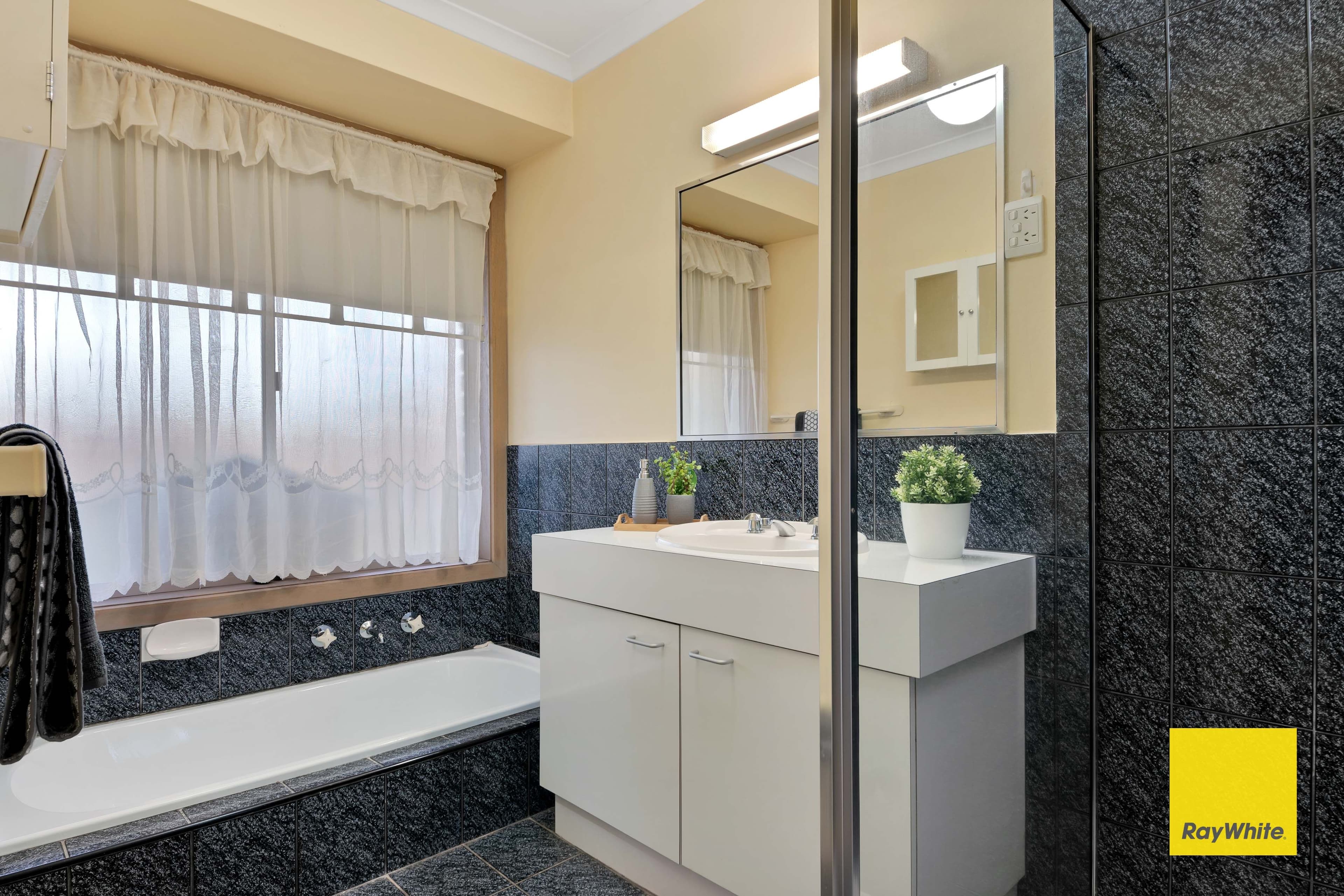1 Monteath Crescent, Hoppers Crossing VIC 3029, Hoppers Crossing - Thumbnail 6
