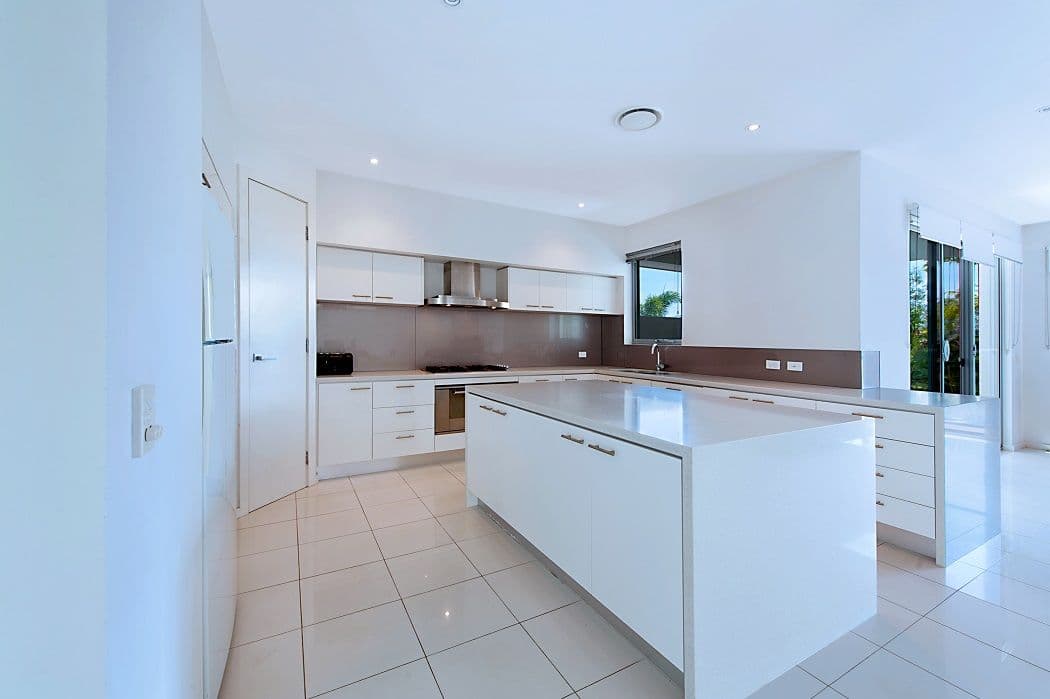69 Balmara Place, Coomera Waters QLD 4209, Coomera Waters - Thumbnail 6