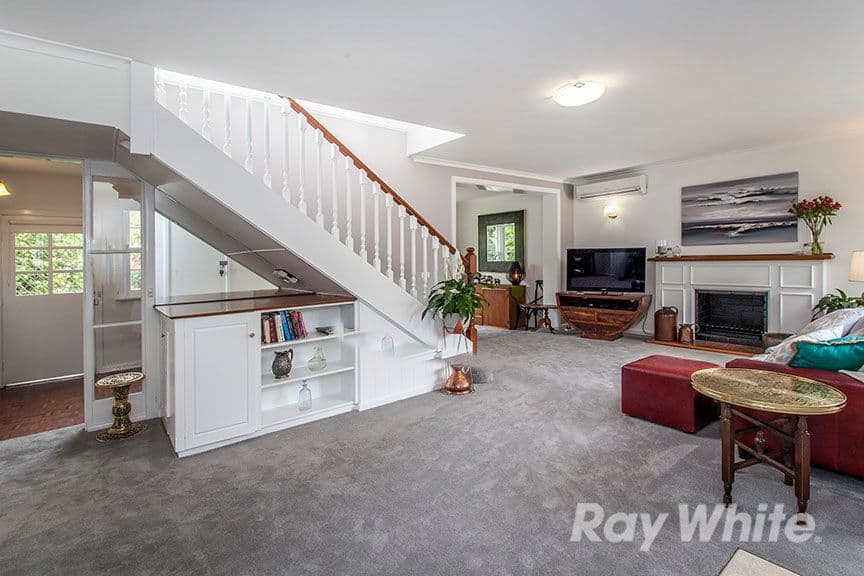 10 Nightingale Street, Maryborough VIC 3465, Maryborough - Thumbnail 2