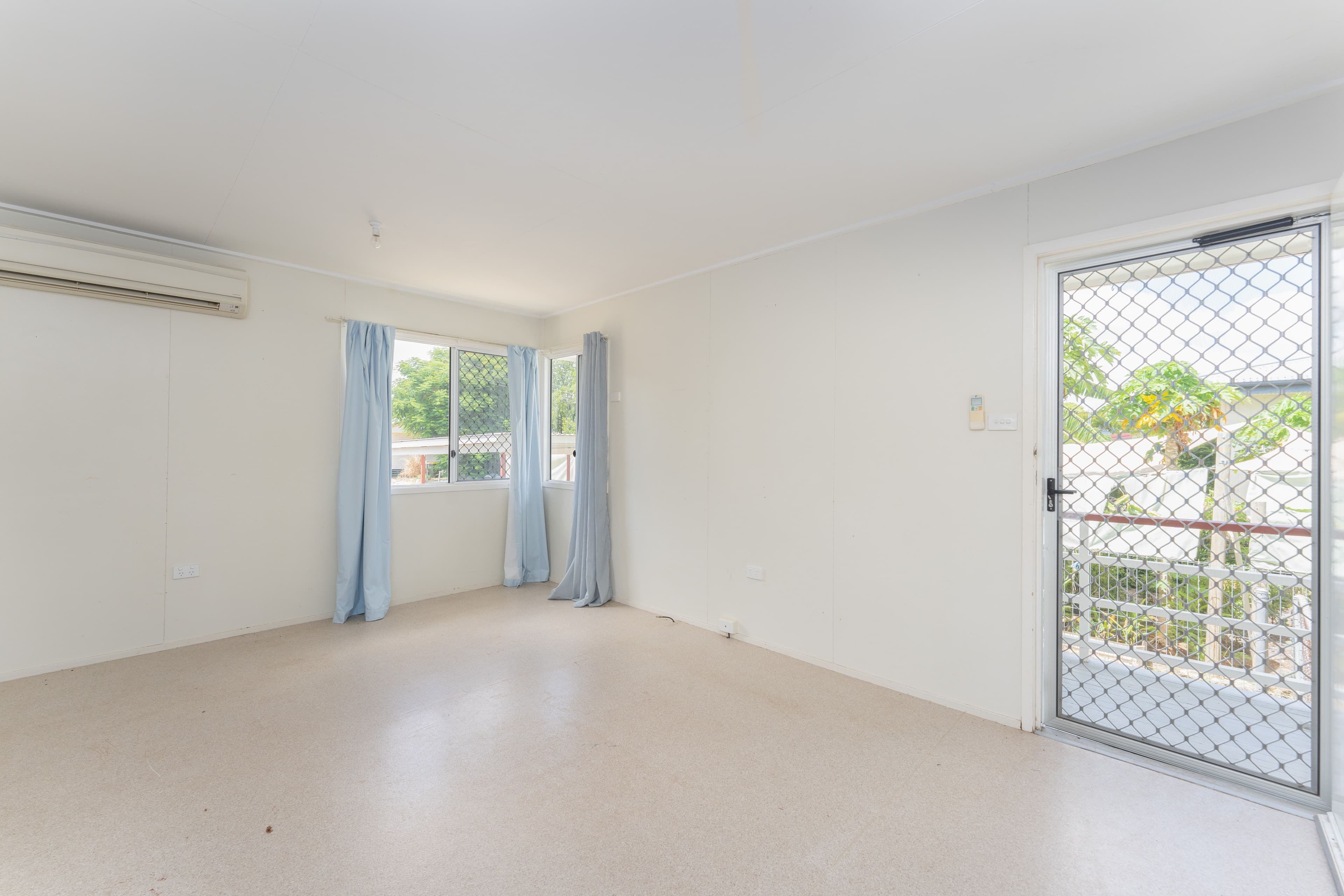 5 Zircon Avenue, Emerald QLD 4720, Emerald - Thumbnail 5