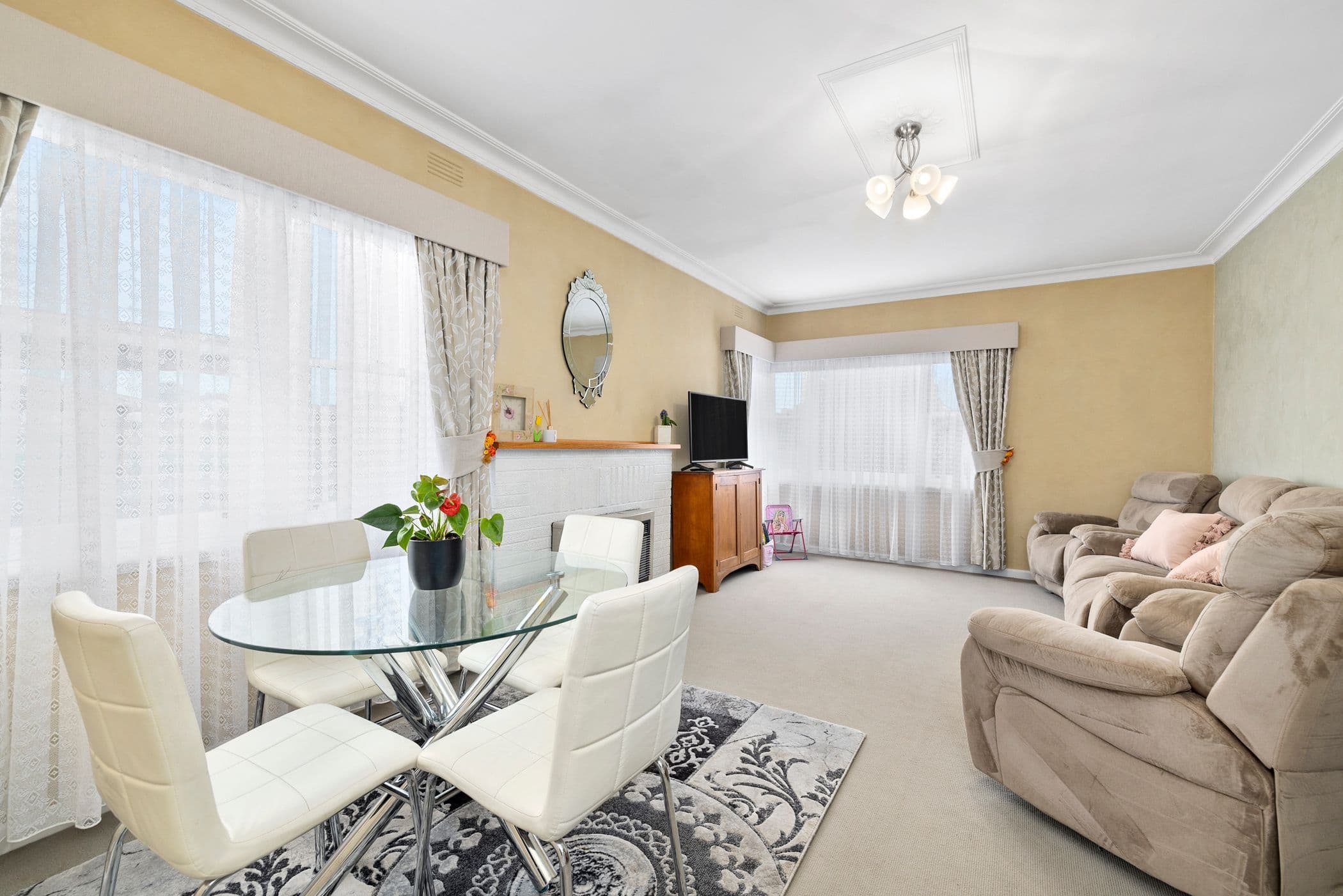 15 Currajong Avenue, Ararat VIC 3377, Ararat - Thumbnail 5