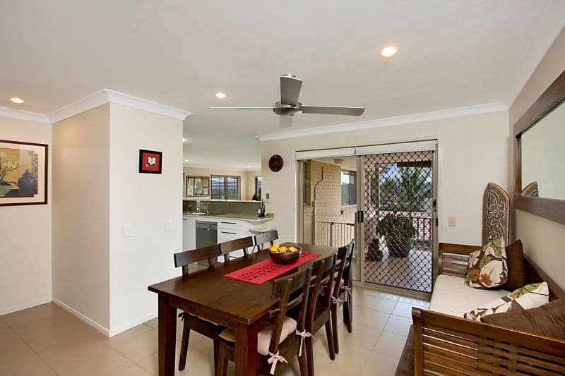 10 Bunbury Court, ELANORA QLD 4221, Elanora - Thumbnail 7