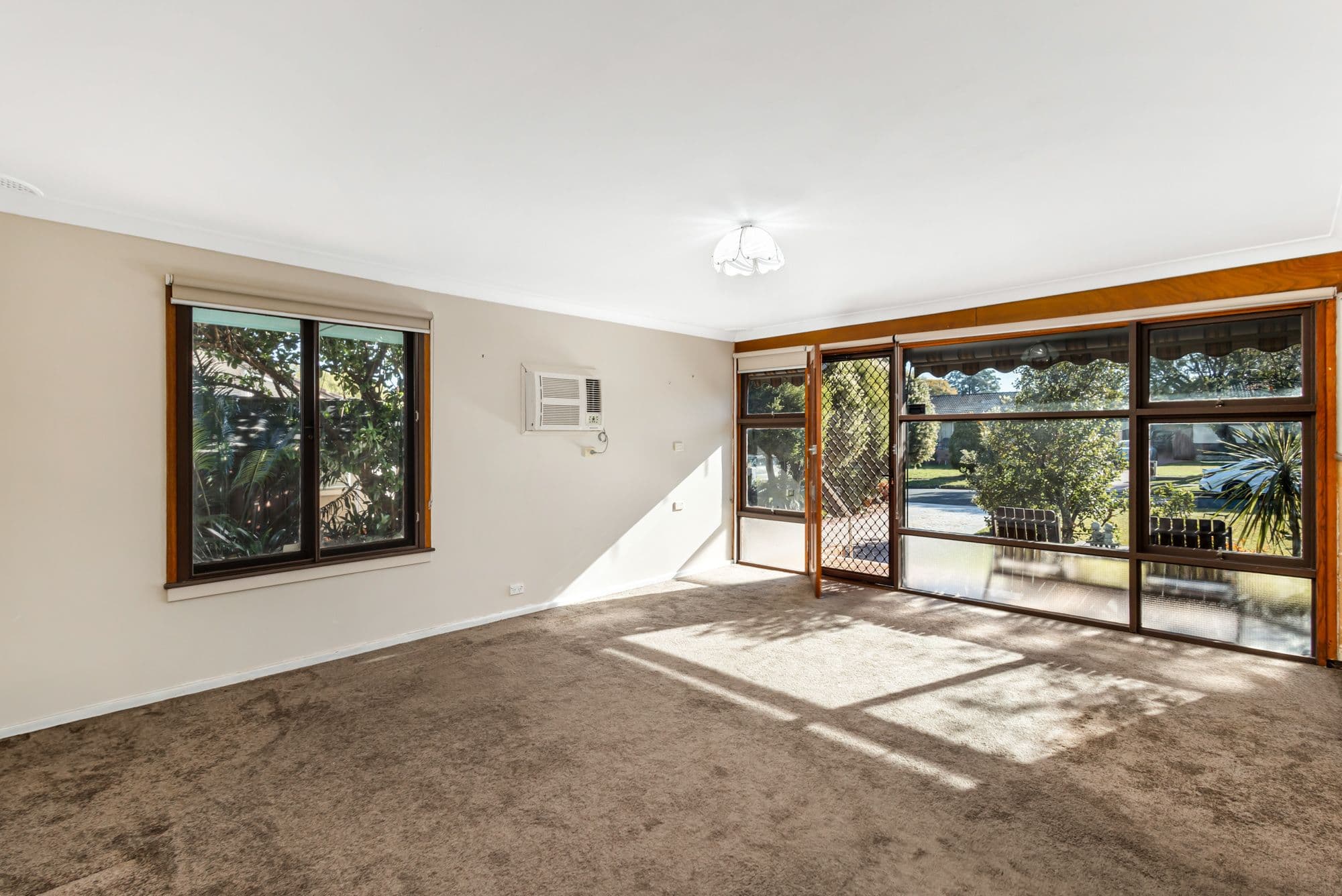 5 Hasselburgh Road, Tregear NSW 2770, Tregear - Thumbnail 2