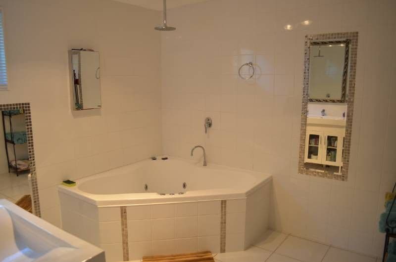 9 Vincent Street, GLADSTONE QLD 4680, West Gladstone - Thumbnail 6