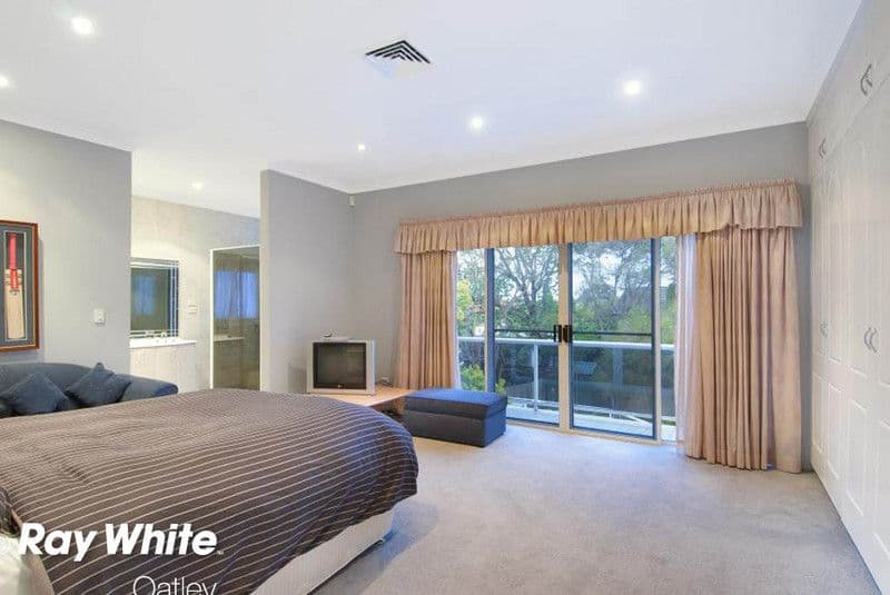 11 Whitfield Parade, HURSTVILLE GROVE NSW 2220, Hurstville Grove - Thumbnail 8