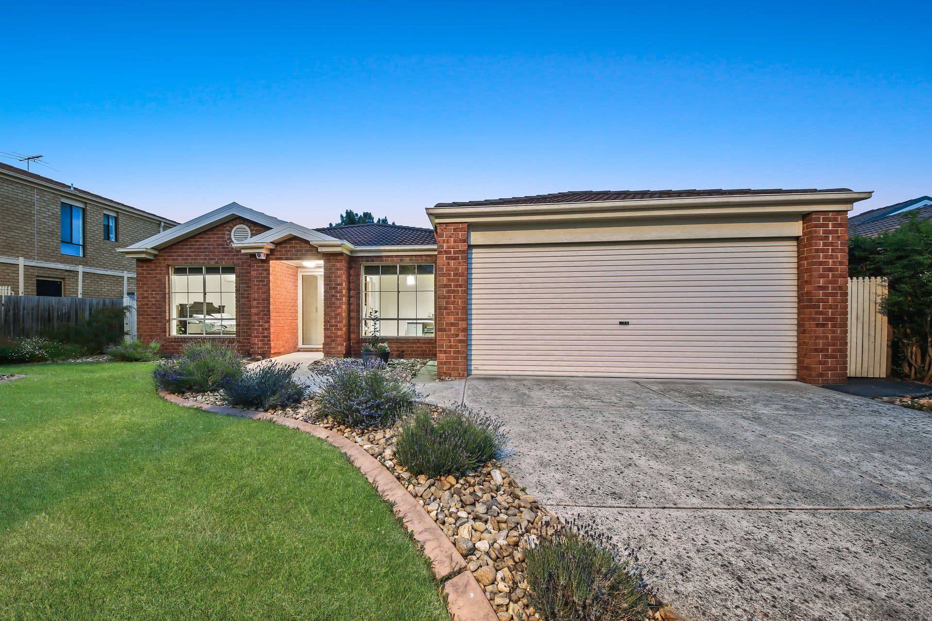 125 Bellevue Drive, Berwick VIC 3806, Berwick - Thumbnail 3