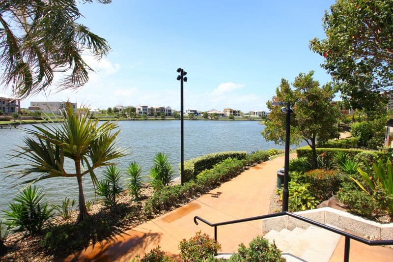 5056 Emerald Island Drive, CARRARA QLD 4211, Carrara - Thumbnail 6
