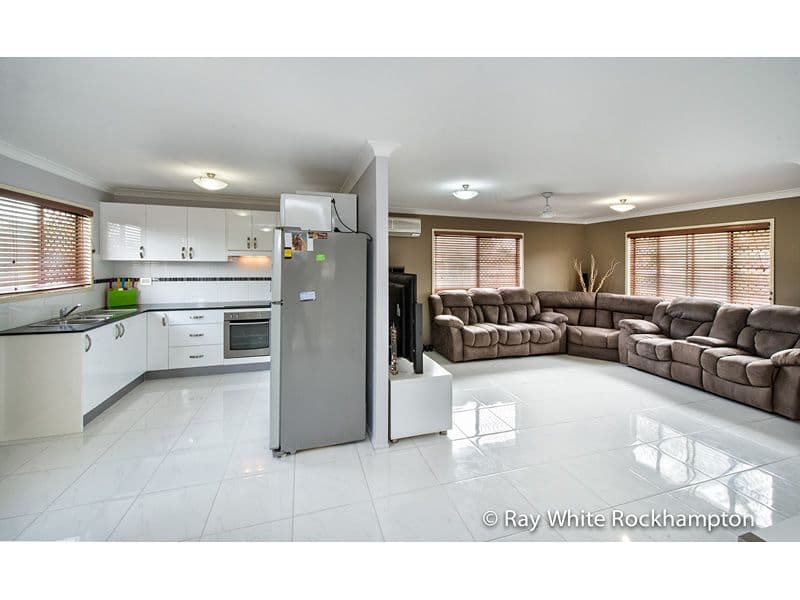 23 Barrett Street, NORMAN GARDENS QLD 4701, Norman Gardens - Thumbnail 5