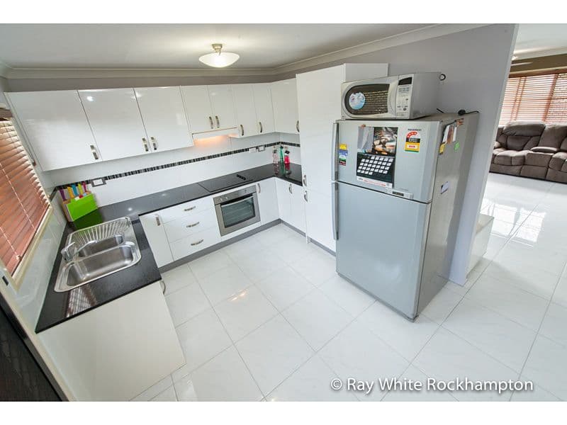 23 Barrett Street, NORMAN GARDENS QLD 4701, Norman Gardens - Thumbnail 8