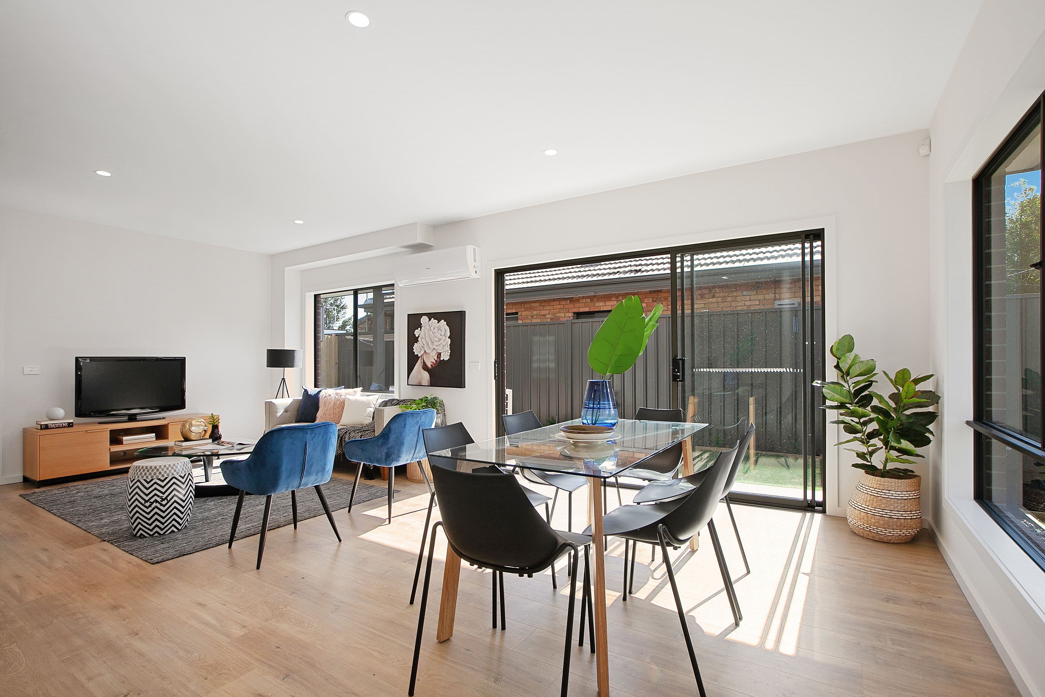 11 Lloyd Avenue, Reservoir VIC 3073, Reservoir - Image 1