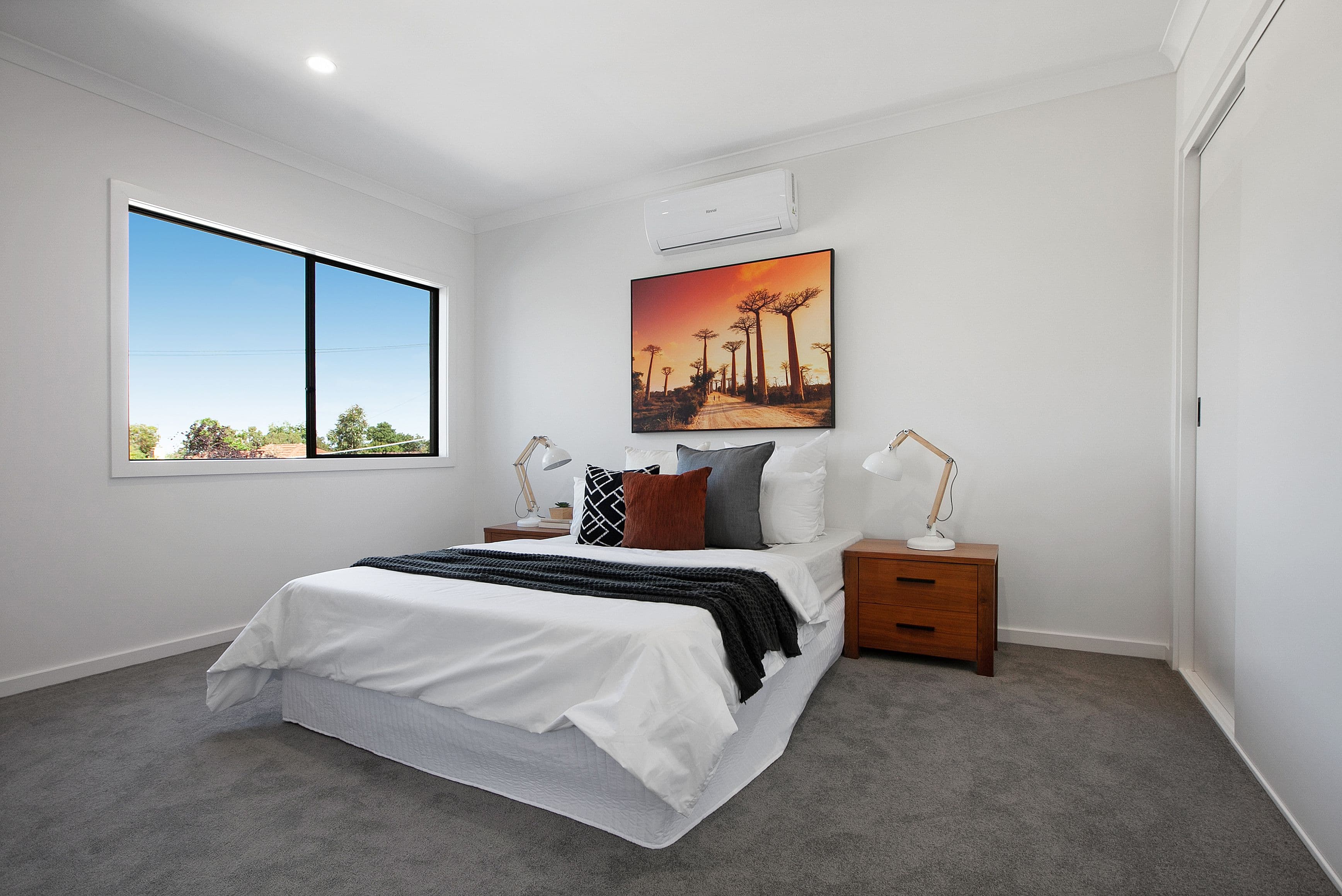 11 Lloyd Avenue, Reservoir VIC 3073, Reservoir - Thumbnail 4
