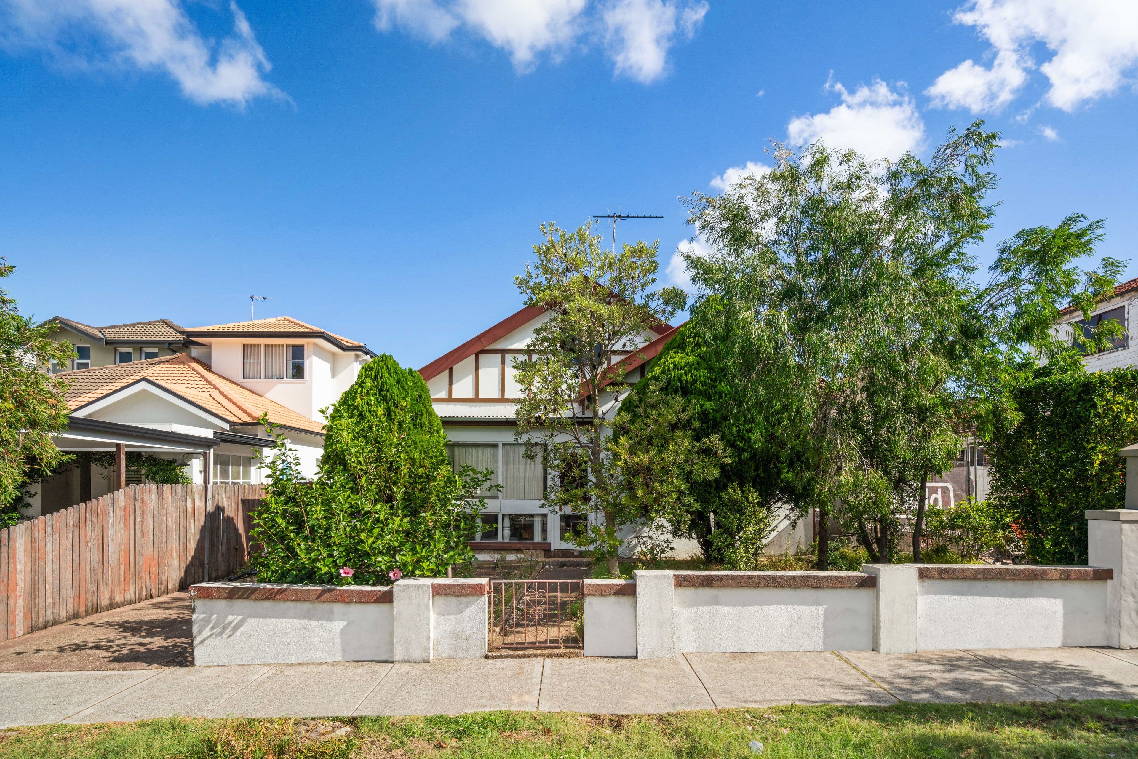 73 Hastings Parade, North Bondi NSW 2026, North Bondi - Thumbnail 3