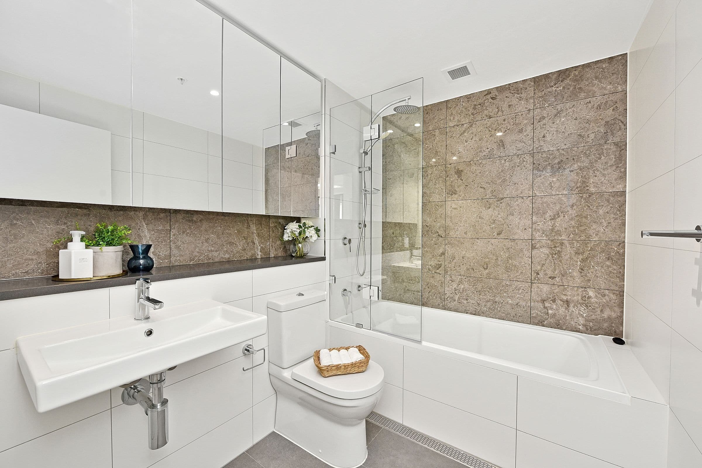 15A Stephen Crescent, Croydon, Rhodes - Thumbnail 8
