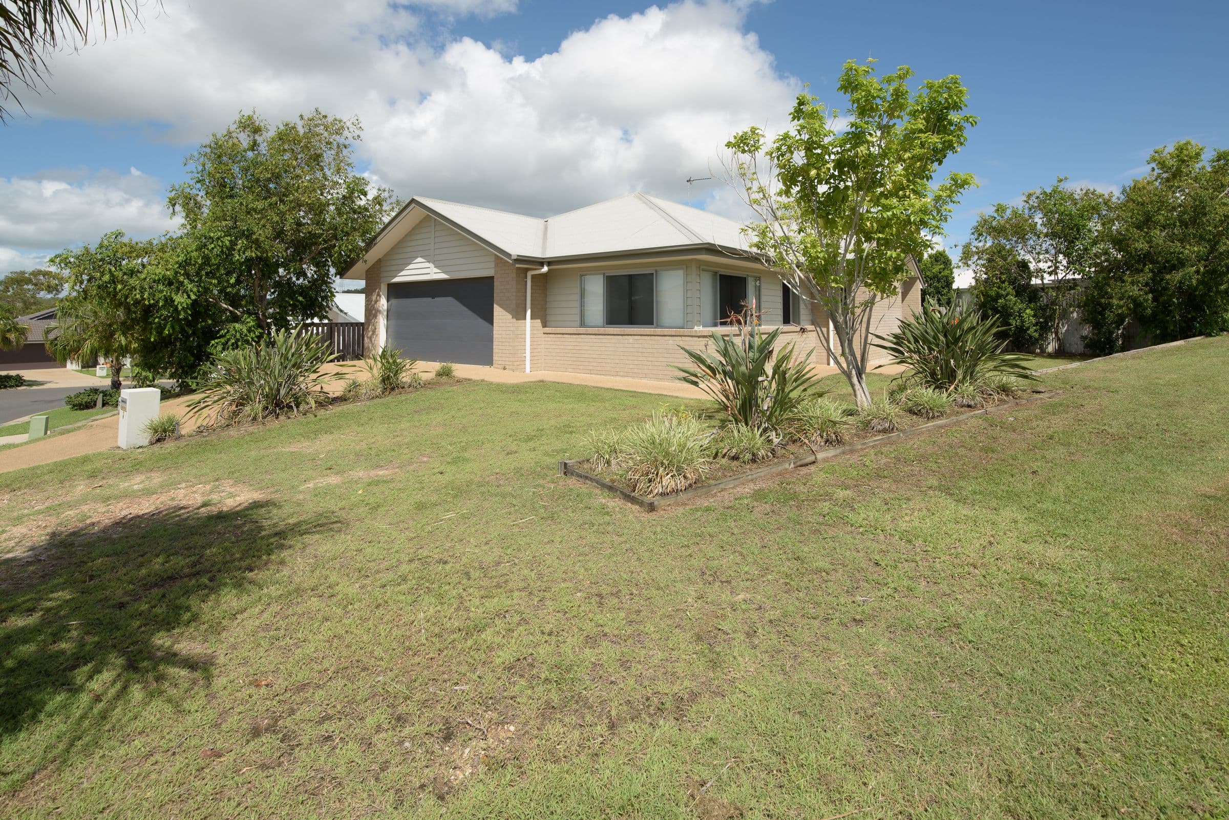 3 Cornforth Crescent, Kirkwood QLD 4680, Kirkwood - Image 1