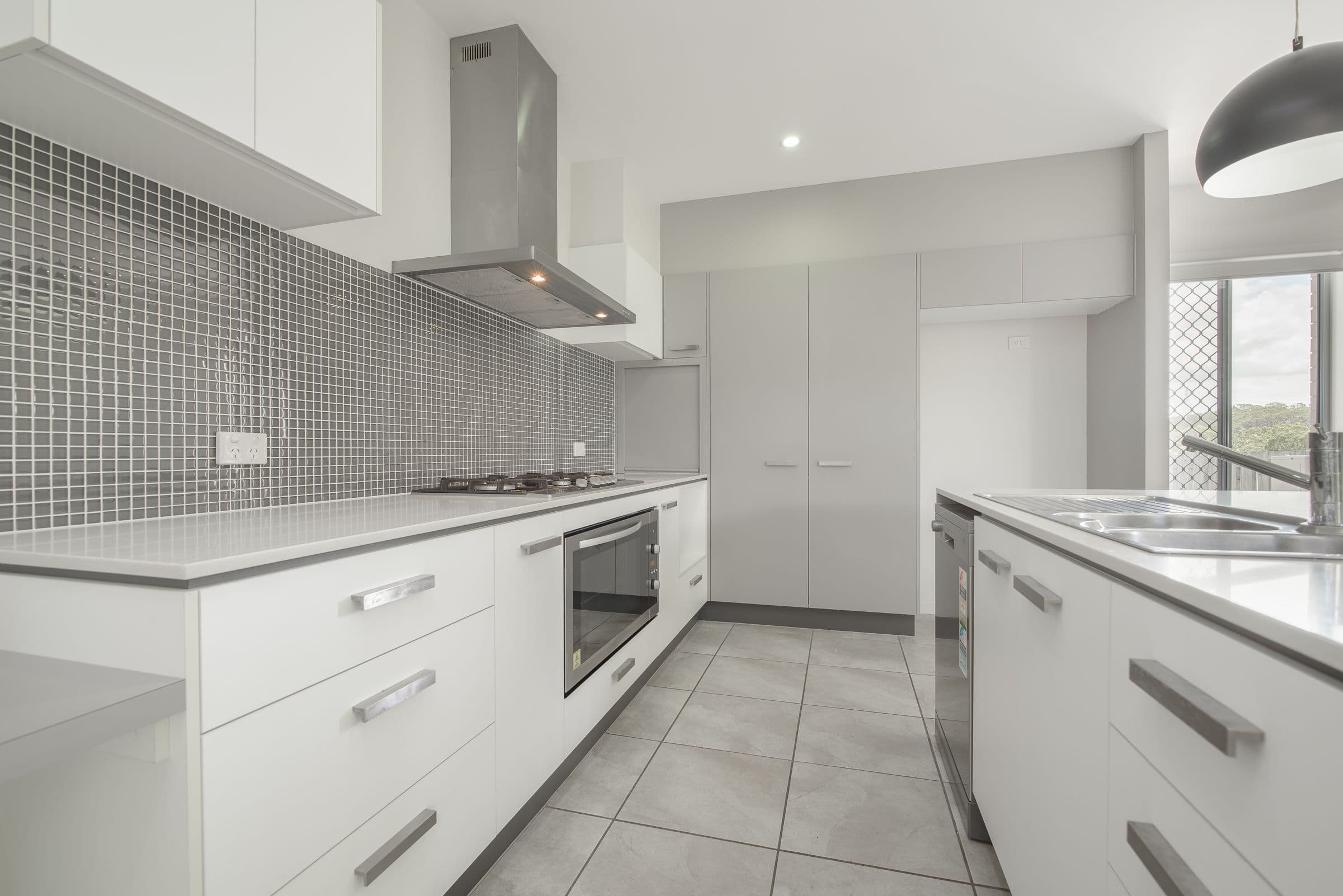 3 Cornforth Crescent, Kirkwood QLD 4680, Kirkwood - Thumbnail 4