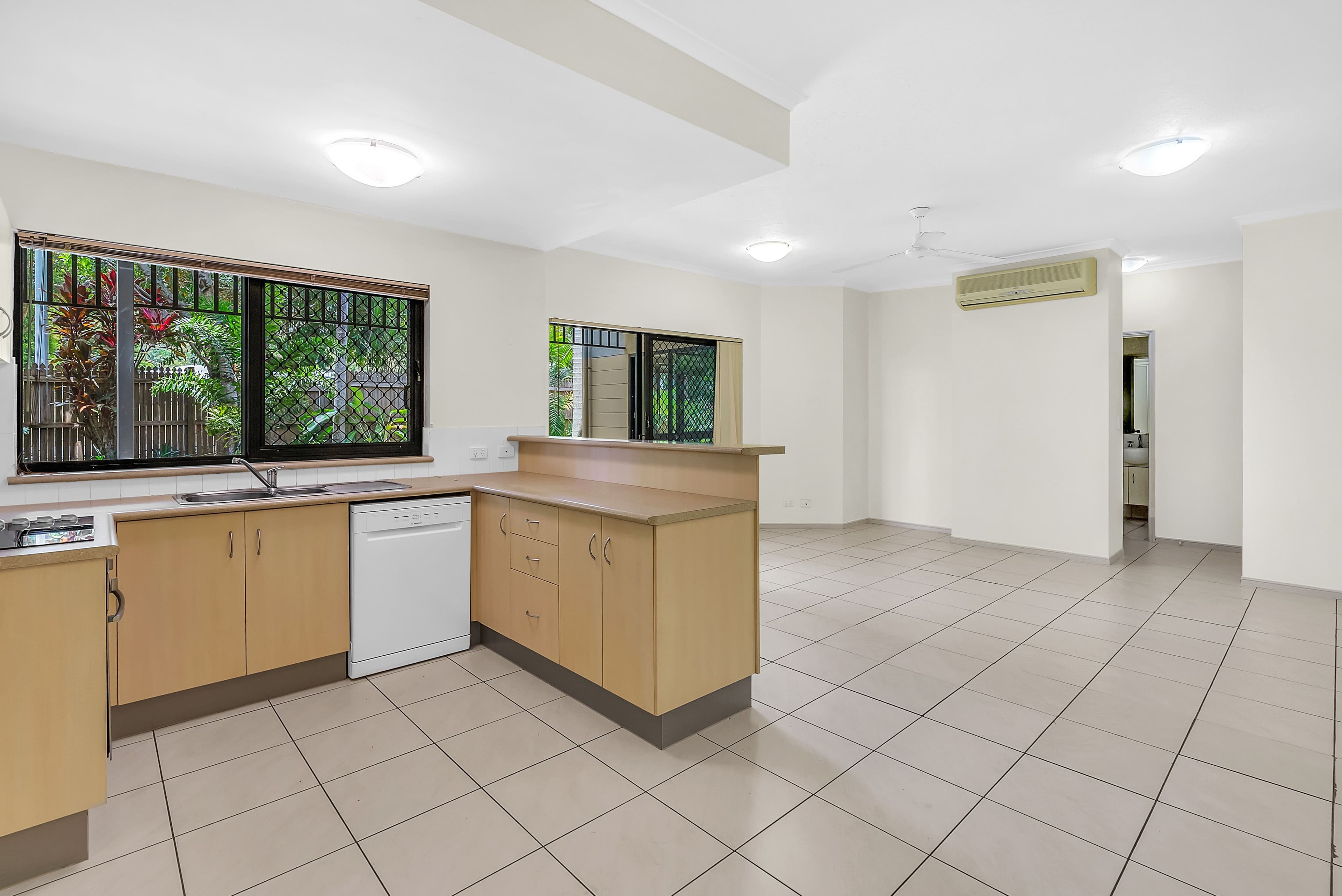905 / 19 Holdfast Promenade, Glenelg SA 5045, Glenelg - Thumbnail 6