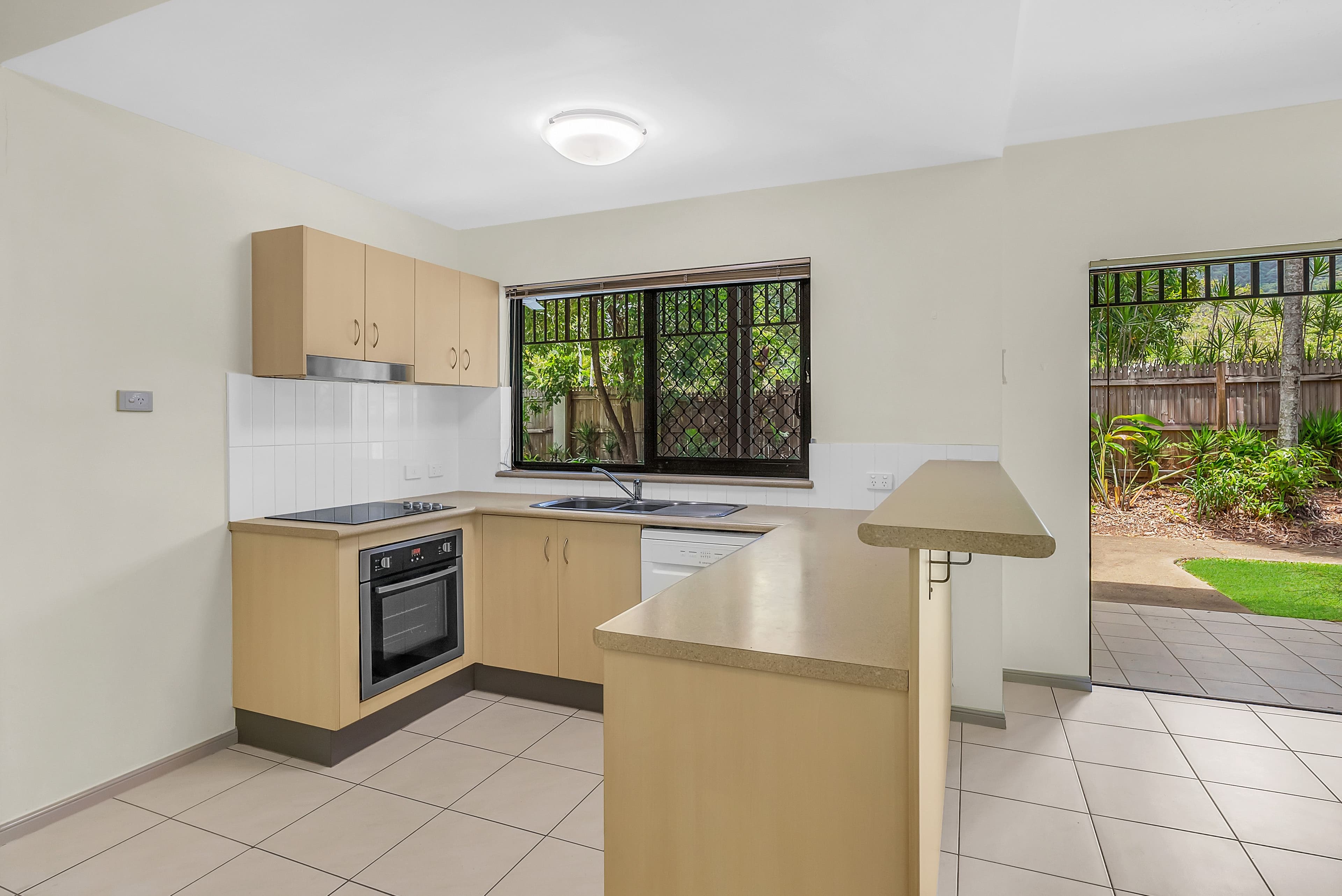 905 / 19 Holdfast Promenade, Glenelg SA 5045, Glenelg - Thumbnail 7