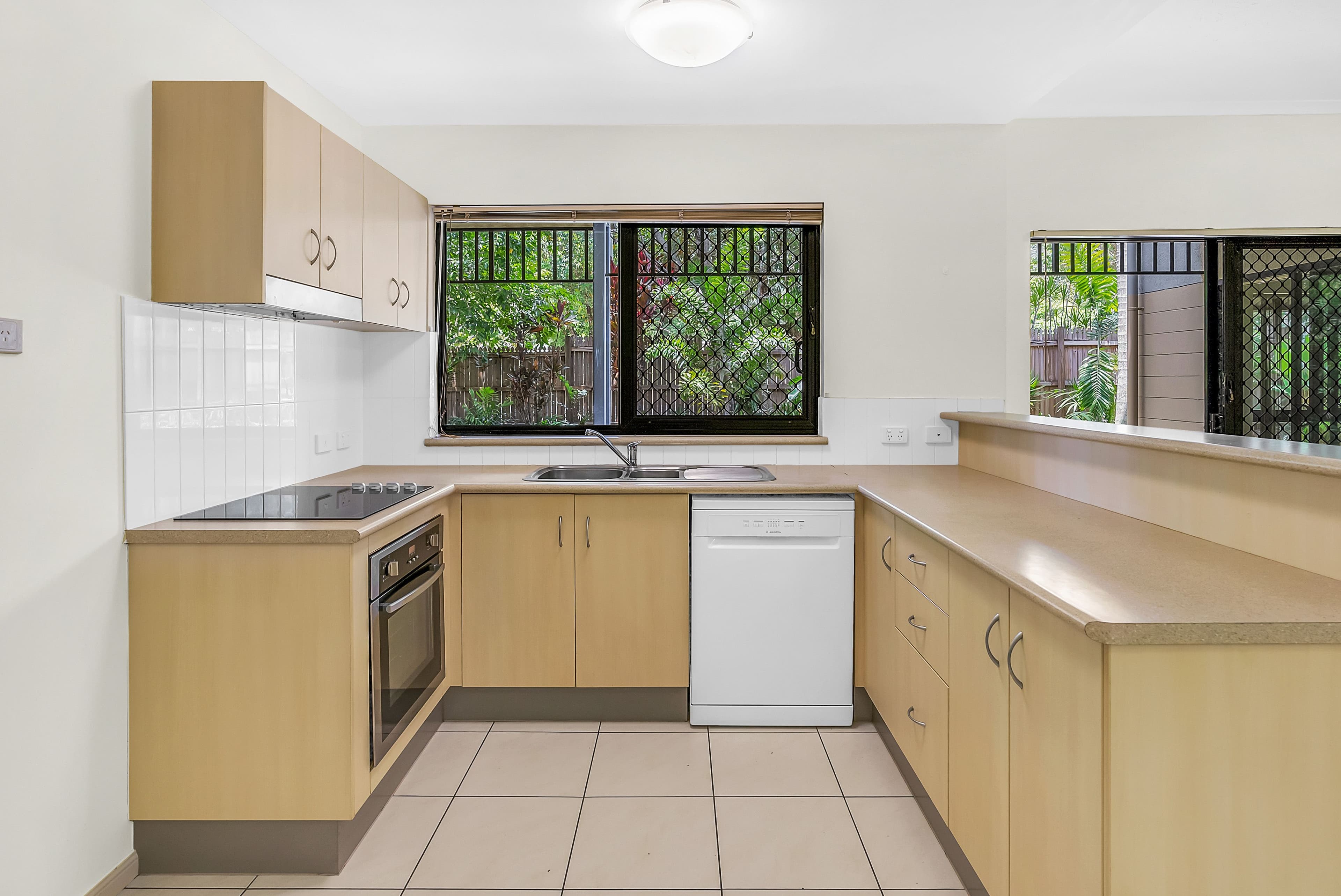905 / 19 Holdfast Promenade, Glenelg SA 5045, Glenelg - Thumbnail 8