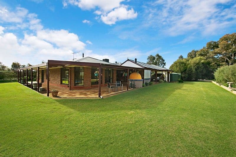 4 Horseshoe Drive, ROSEWORTHY SA 5371, Roseworthy - Thumbnail 2