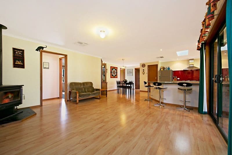 4 Horseshoe Drive, ROSEWORTHY SA 5371, Roseworthy - Thumbnail 5