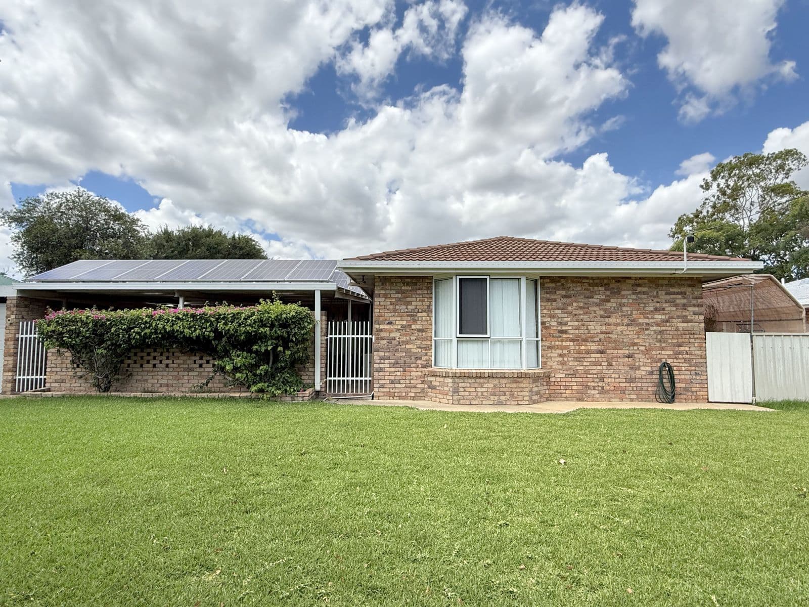 27 Maple Avenue, Moree NSW 2400, Moree - Thumbnail 2
