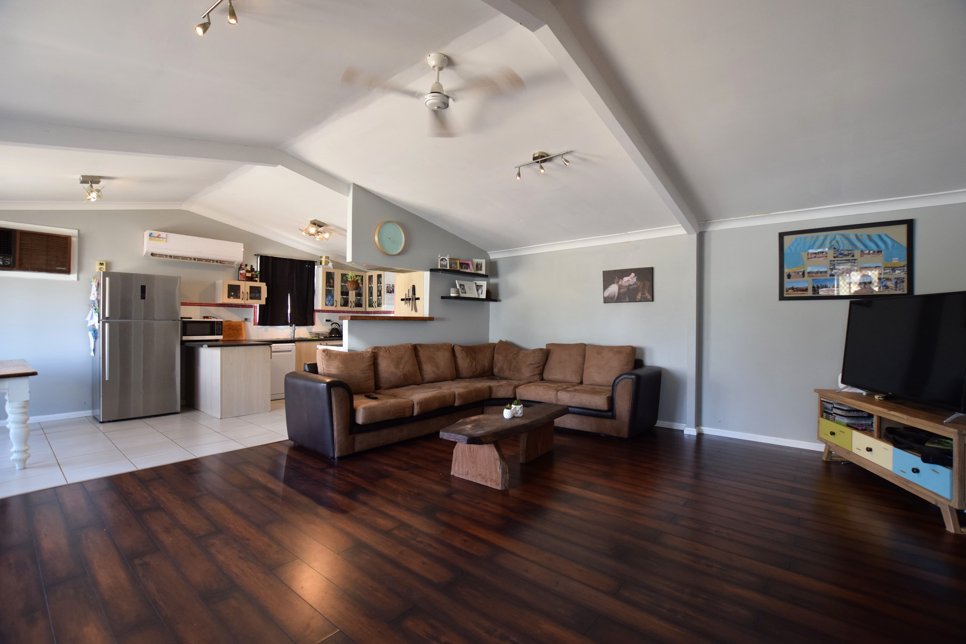 20 Francis Street, Quorn SA 5433, Quorn - Image 1