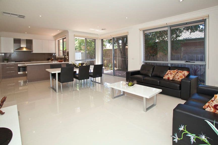 84 Hillview Avenue, MOUNT WAVERLEY VIC 3149, Mount Waverley - Thumbnail 3