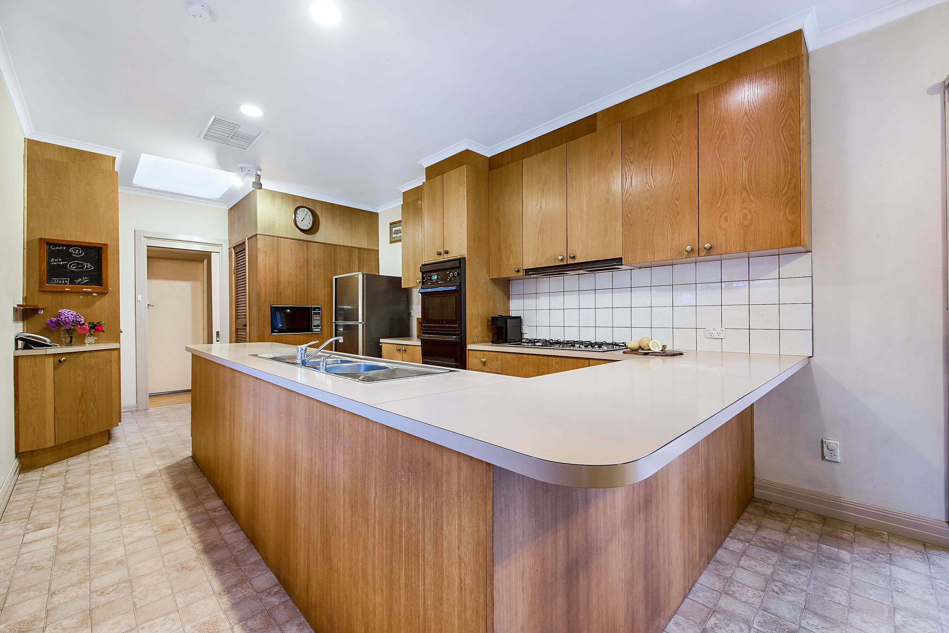216 Stephensons Road, Mount Waverley VIC 3149, Mount Waverley - Thumbnail 6