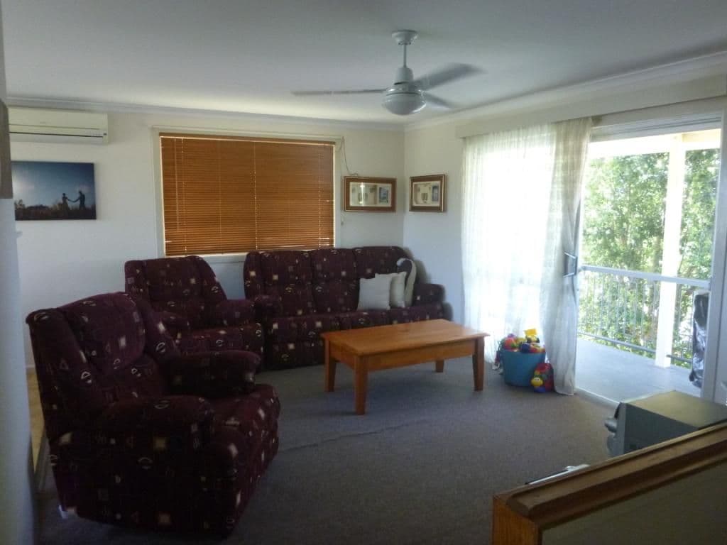 21 Hillcrest Avenue, MARYBOROUGH QLD 4650, Maryborough - Thumbnail 3