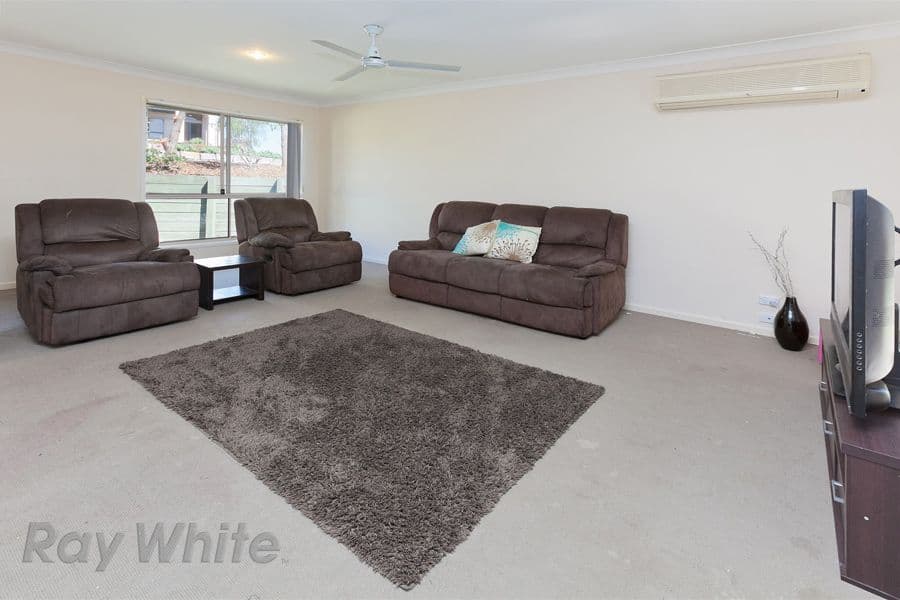 8 Shangrila Crescent, SPRINGFIELD LAKES QLD 4300, Springfield Lakes - Thumbnail 2