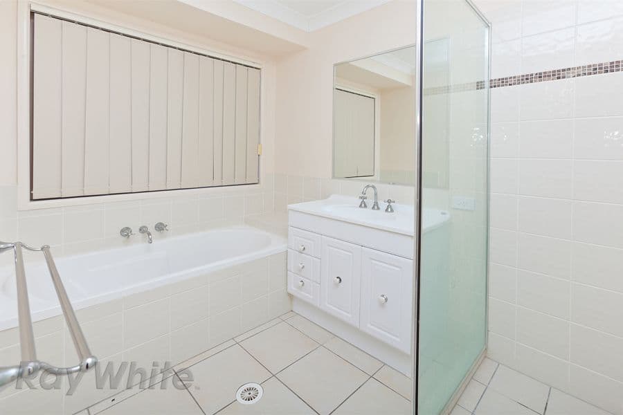 8 Shangrila Crescent, SPRINGFIELD LAKES QLD 4300, Springfield Lakes - Thumbnail 7
