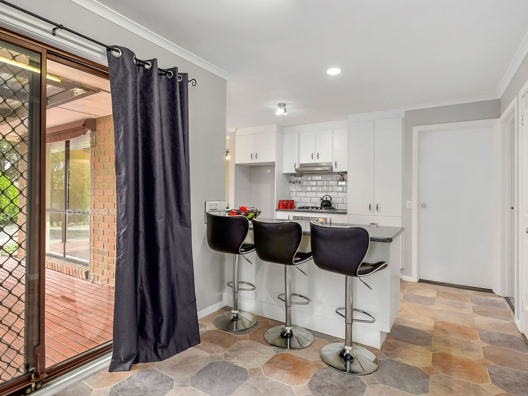 11 Warren Street, Kyneton VIC 3444, Kyneton - Thumbnail 8