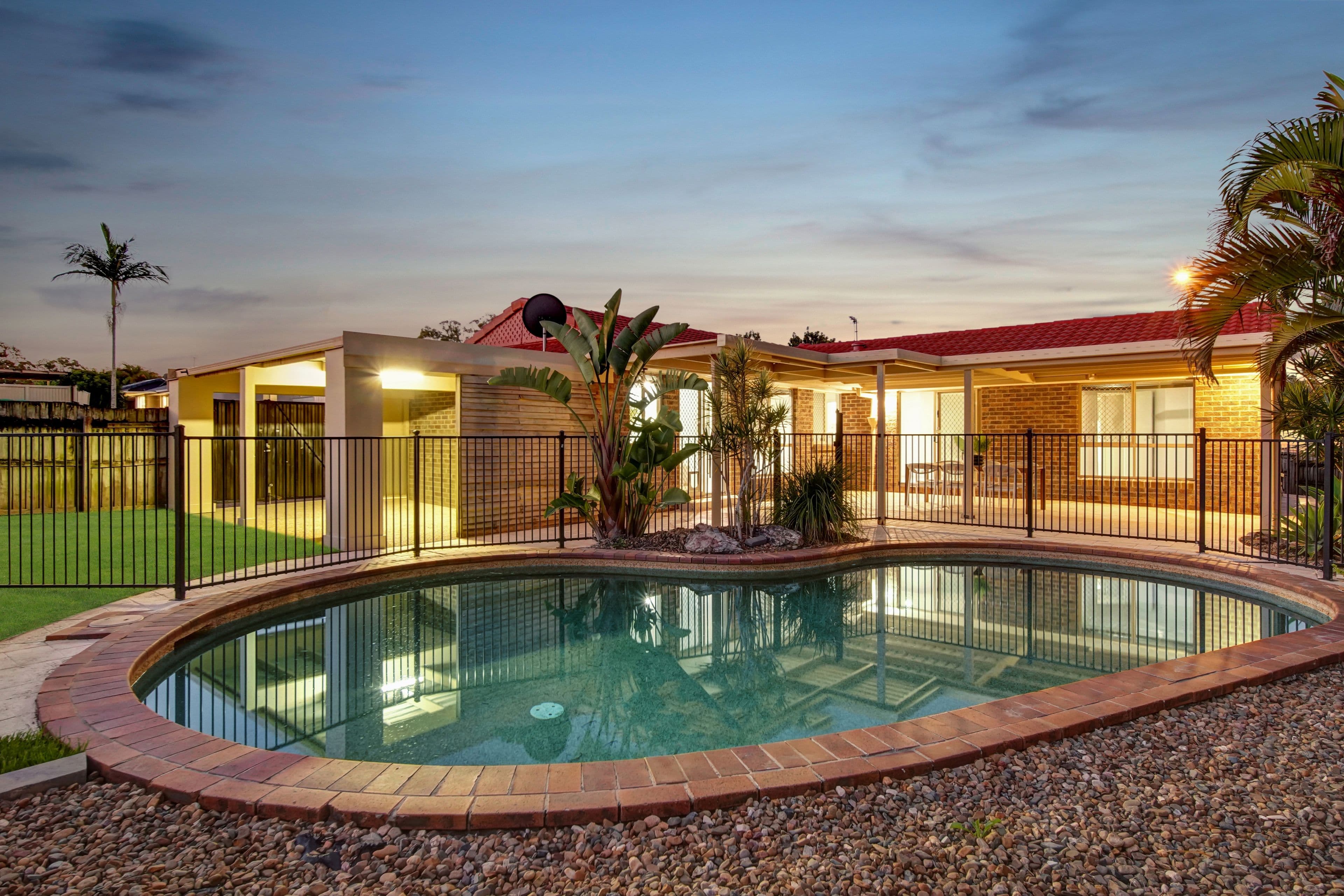 2 Adaminaby Drive, Helensvale QLD 4212, Helensvale - Thumbnail 4