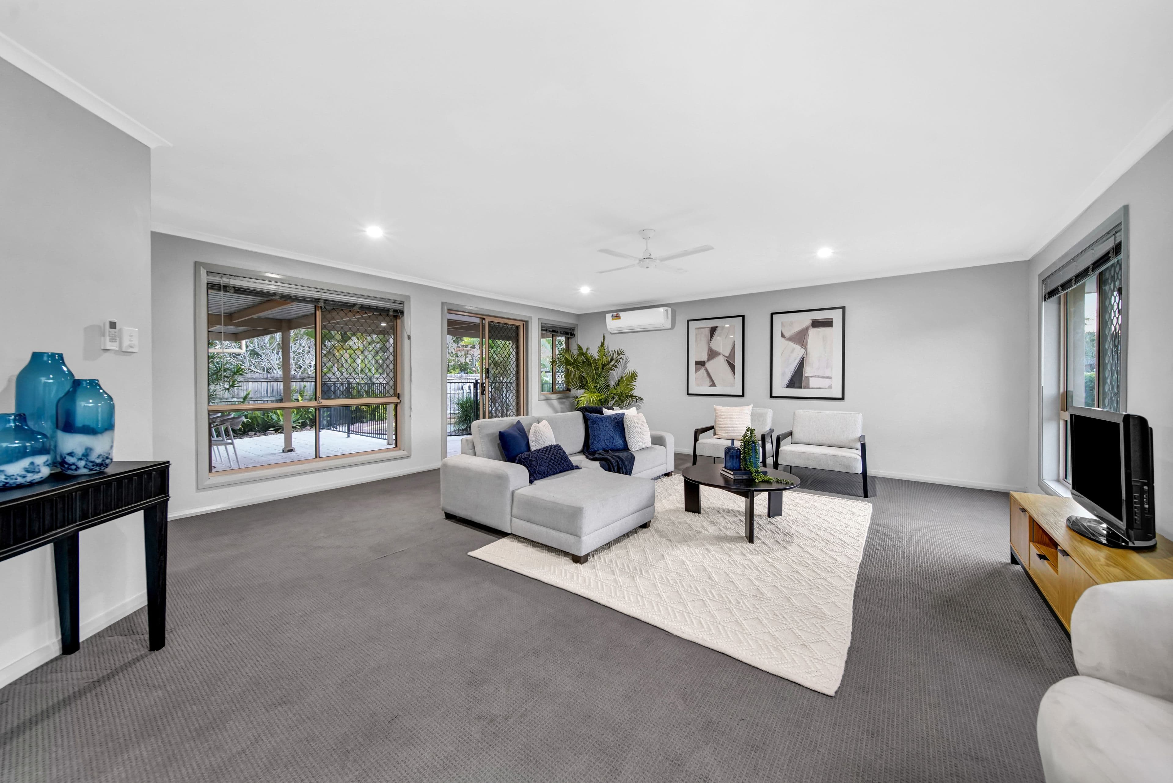 2 Adaminaby Drive, Helensvale QLD 4212, Helensvale - Thumbnail 5