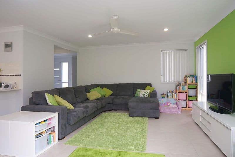 2/1 Nicholson Close, Research, Research - Thumbnail 4