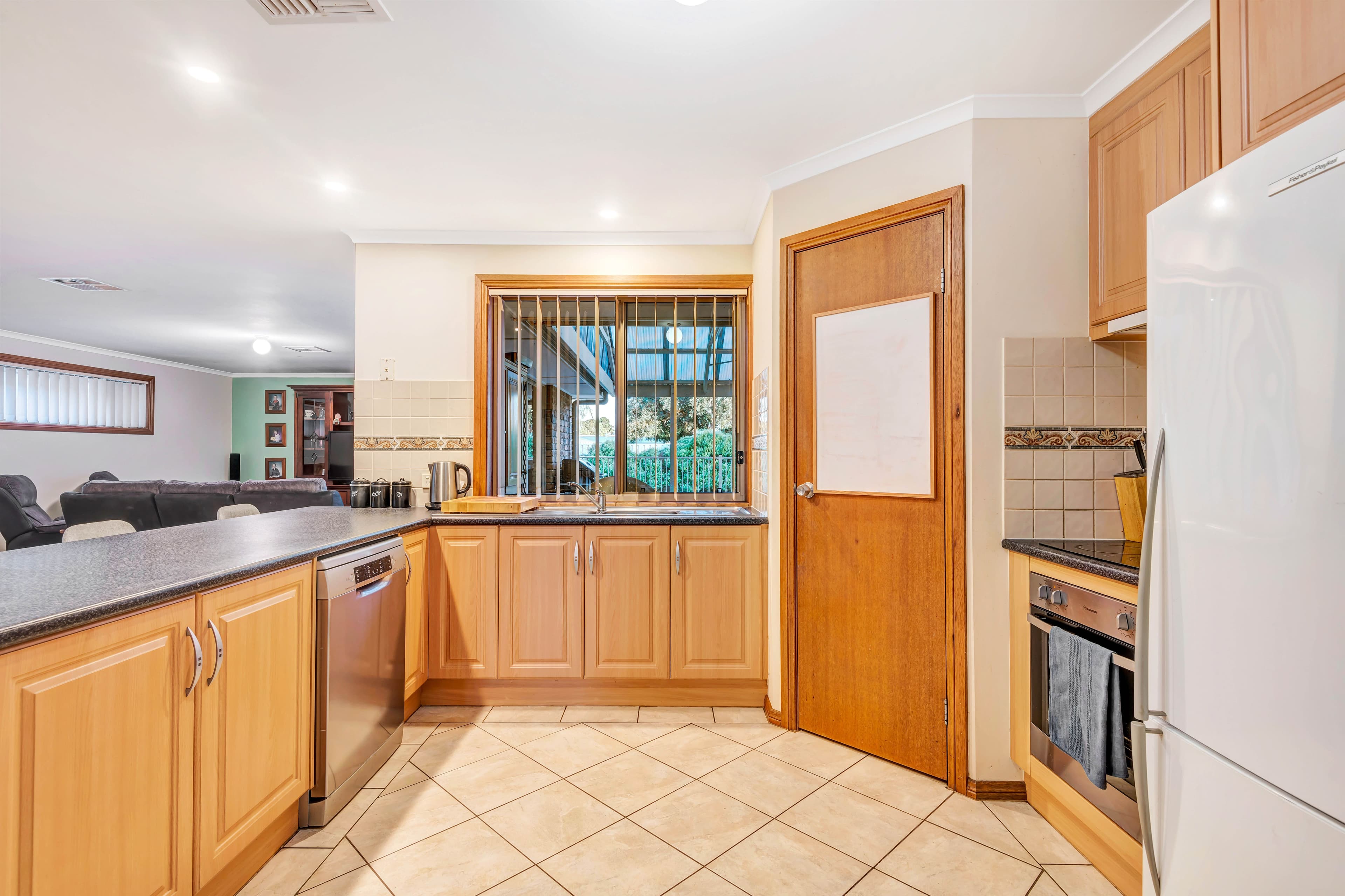 4 Elsie Drive, Strathalbyn SA 5255, Strathalbyn - Thumbnail 3