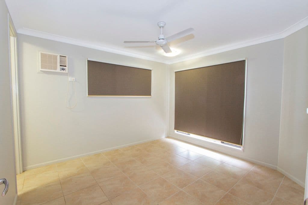 28 Blue Wren Drive, KELSO QLD 4815, Kelso - Thumbnail 3