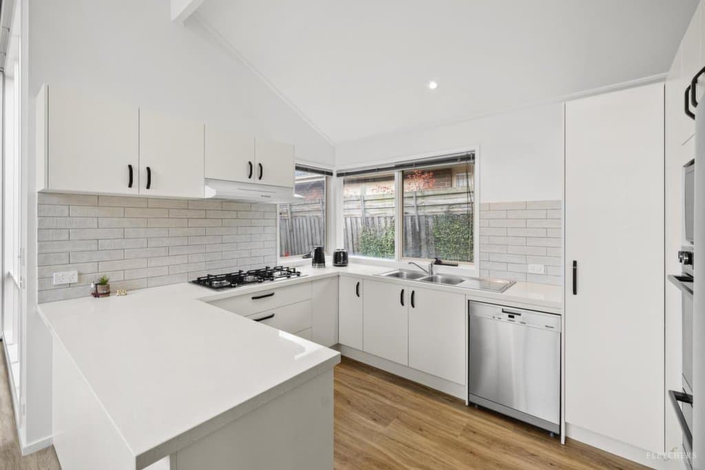 14 Clementine Street, Bellmere, Bellmere - Thumbnail 8