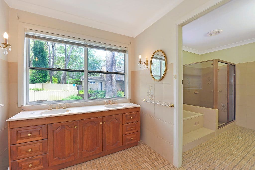 6 Cobbadah Avenue, Pennant Hills NSW 2120, Pennant Hills - Thumbnail 4
