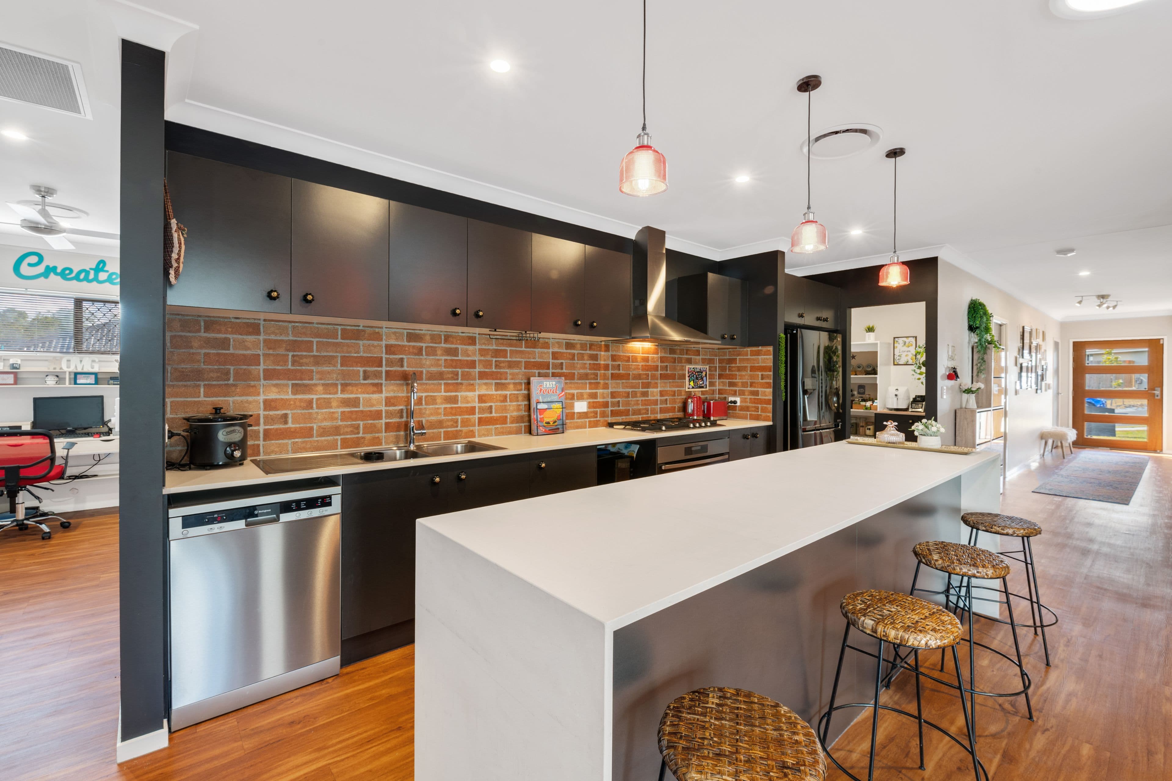 9 Flyers Street, SPRING MOUNTAIN QLD 4300, Spring Mountain - Thumbnail 4