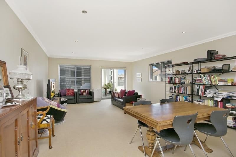 8 Bellevue Street, Newcastle West NSW 2302, Newcastle West - Thumbnail 2