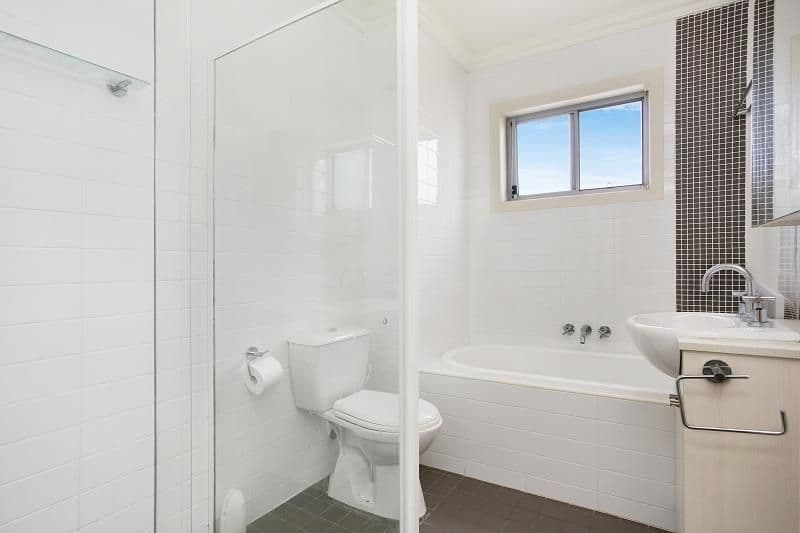 8 Bellevue Street, Newcastle West NSW 2302, Newcastle West - Thumbnail 5
